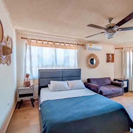 La Rosa Nautica Hostel غوادواس المظهر الخارجي الصورة