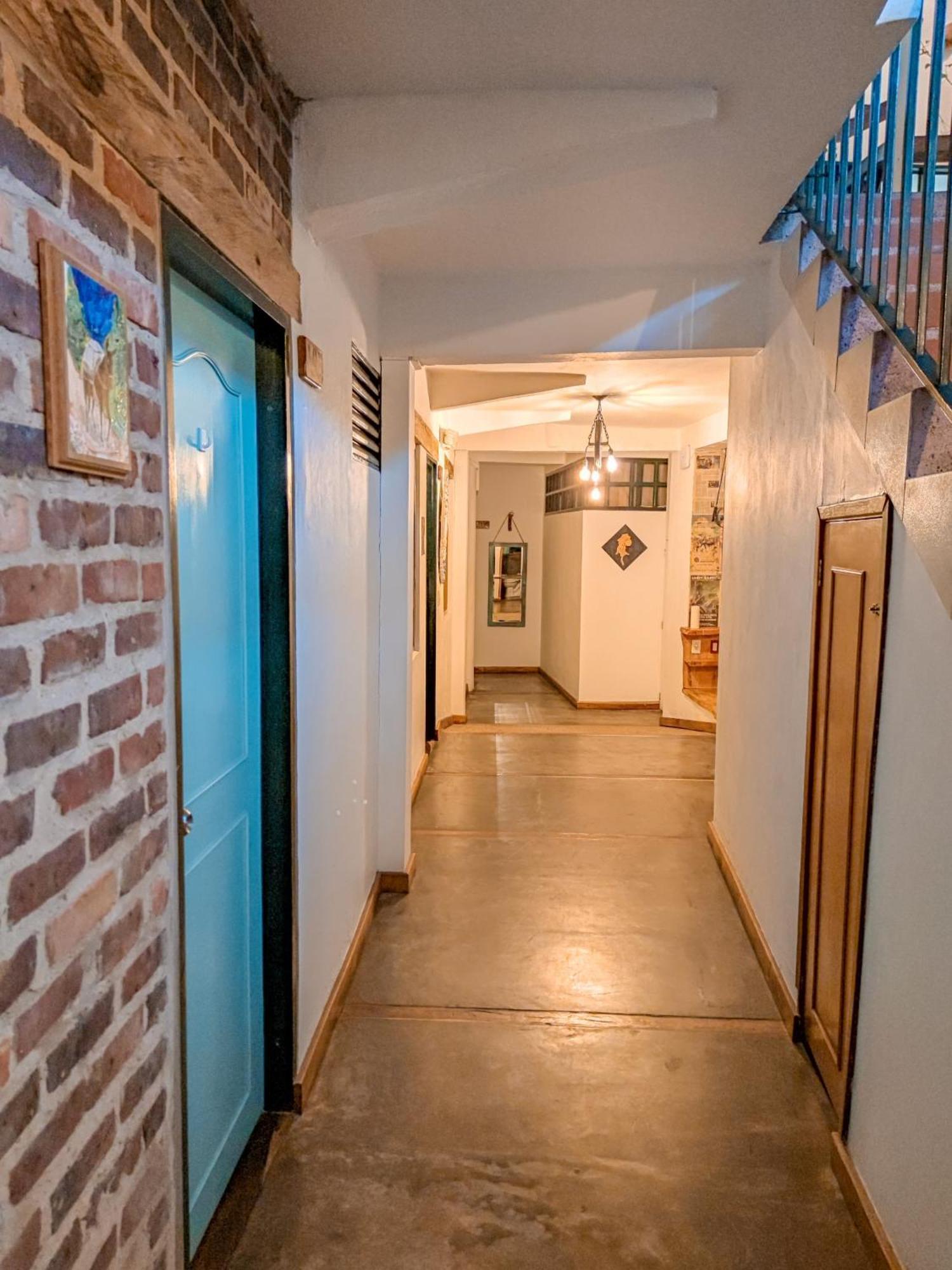 La Rosa Nautica Hostel غوادواس المظهر الخارجي الصورة