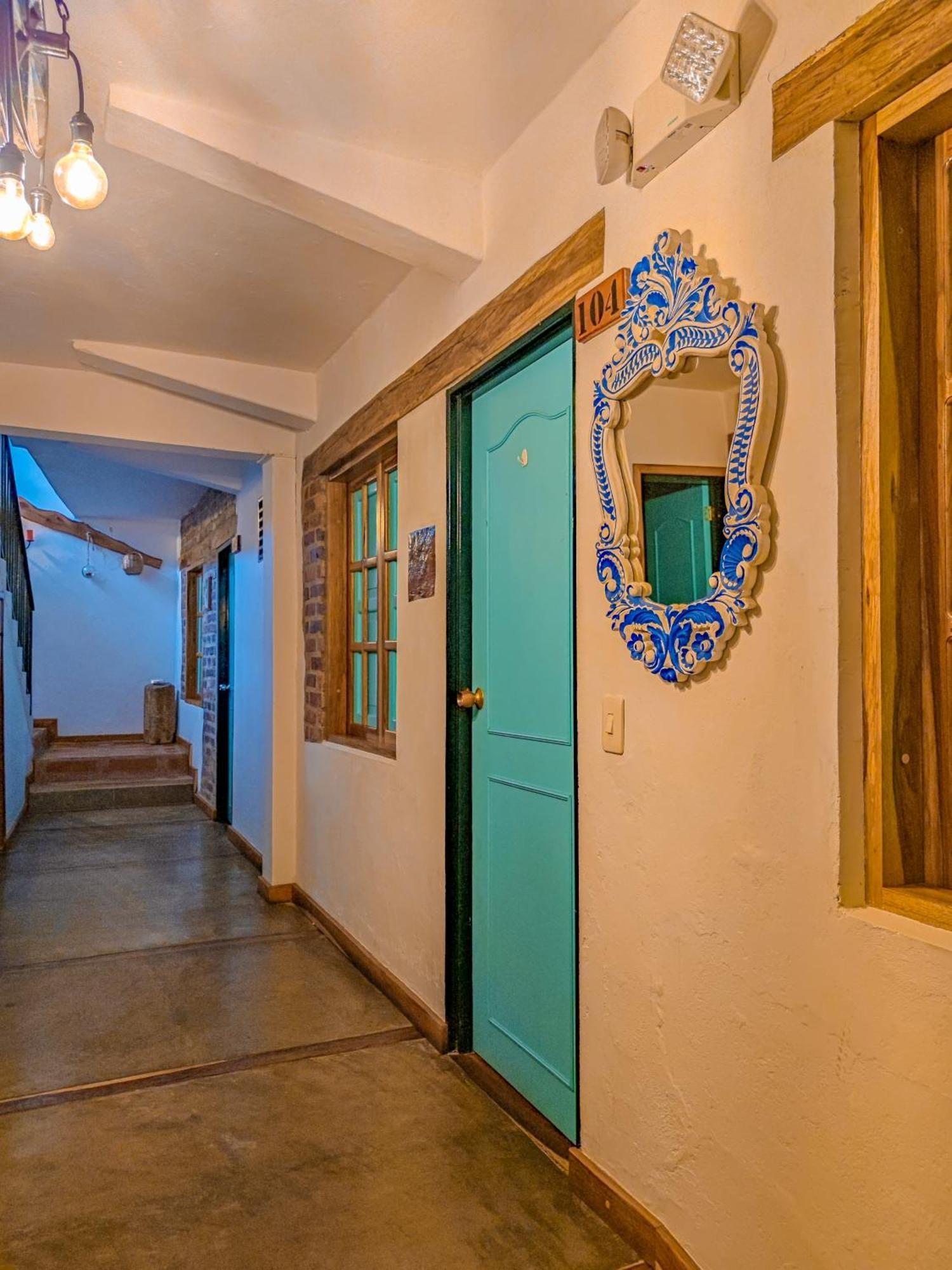La Rosa Nautica Hostel غوادواس المظهر الخارجي الصورة