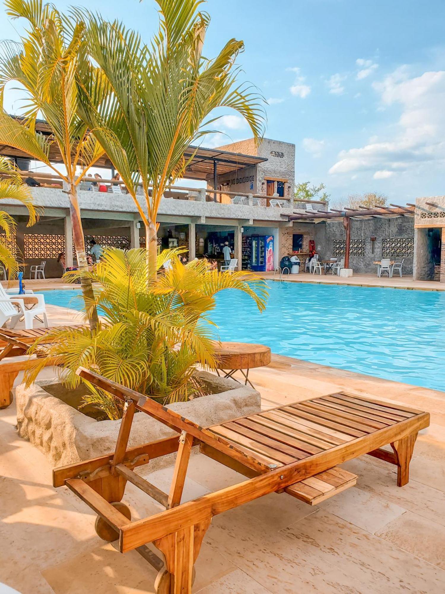 La Rosa Nautica Hostel غوادواس المظهر الخارجي الصورة