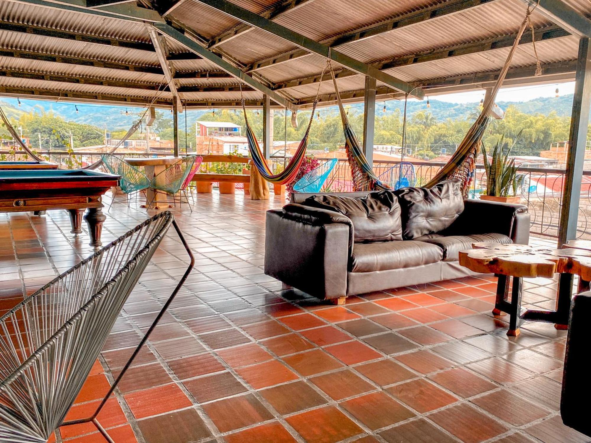 La Rosa Nautica Hostel غوادواس المظهر الخارجي الصورة