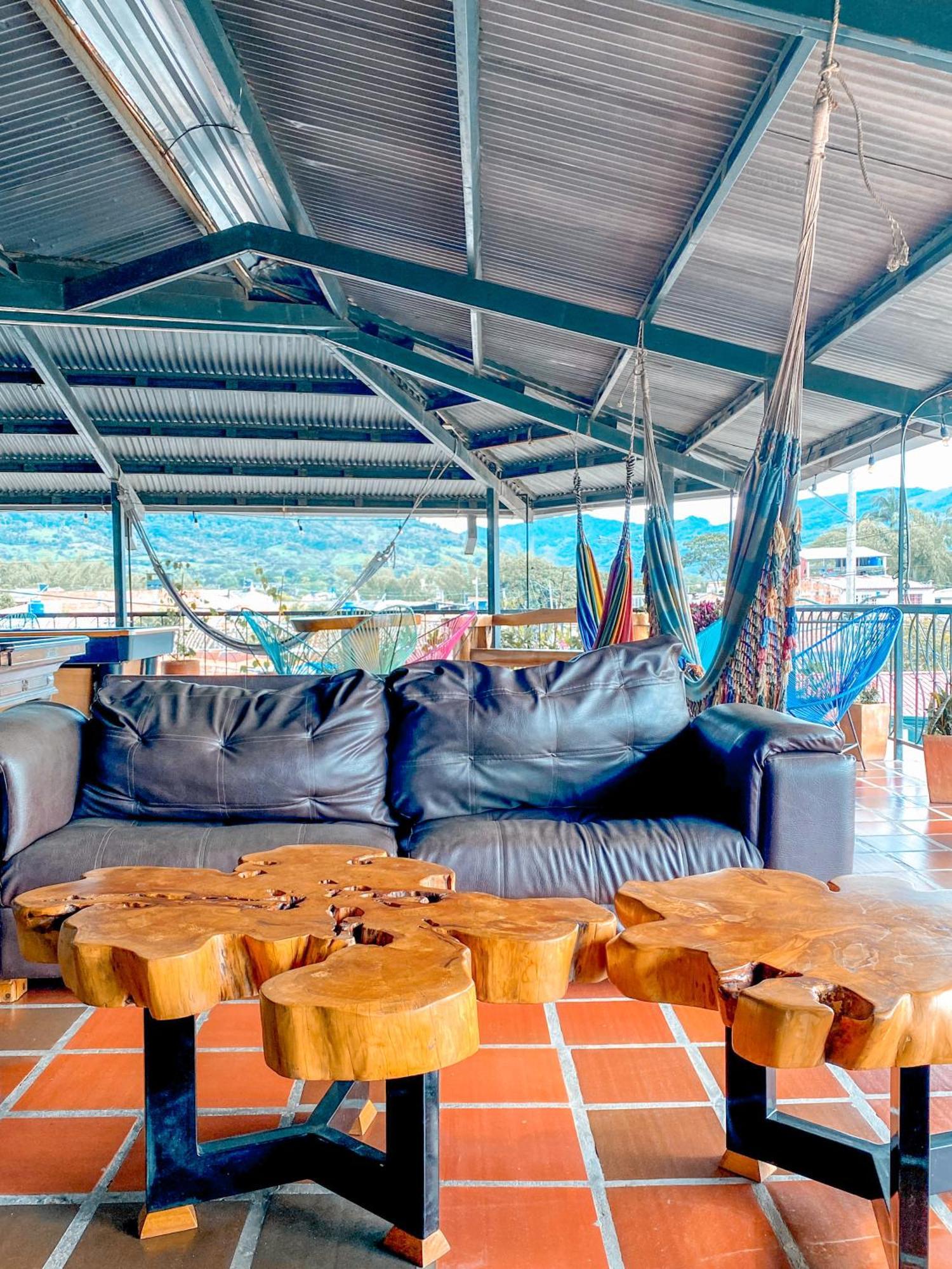 La Rosa Nautica Hostel غوادواس المظهر الخارجي الصورة