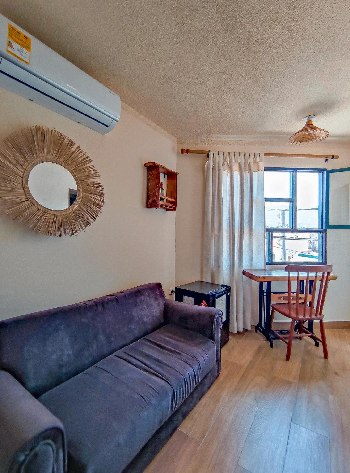 La Rosa Nautica Hostel غوادواس المظهر الخارجي الصورة